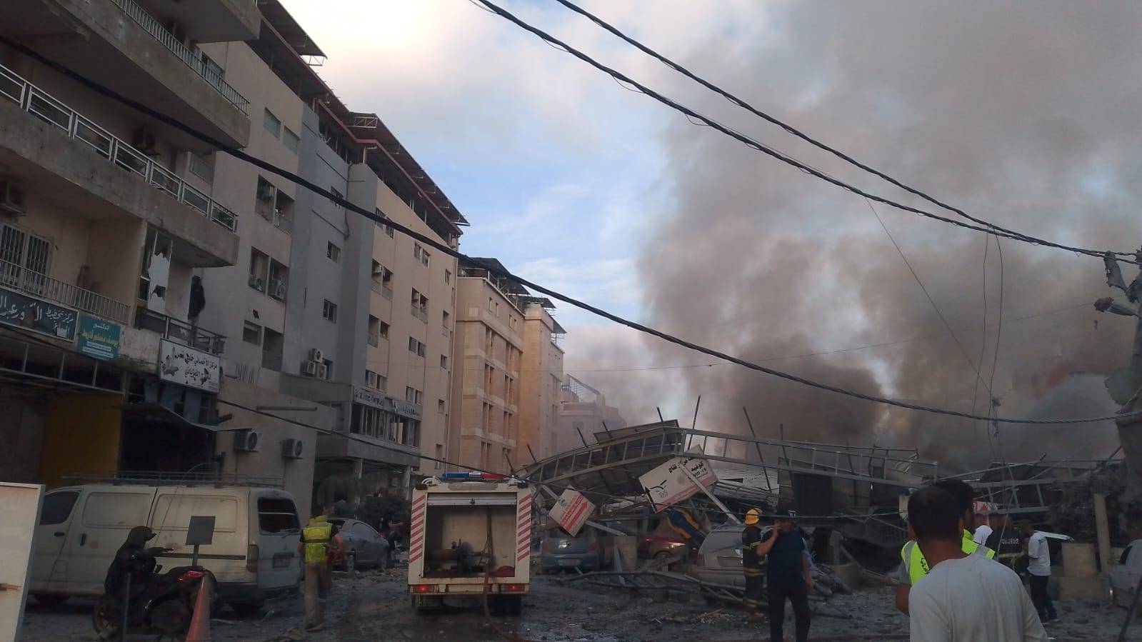 وزارة الصحة: 4 شهداء و127 جريحاً في غارات محيط مستشفى جبل عامل
