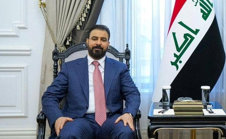 الزيدي يشكل لجنة لتنفيذ حصر السلاح بيد الدولة بعد قرارات الفصائل