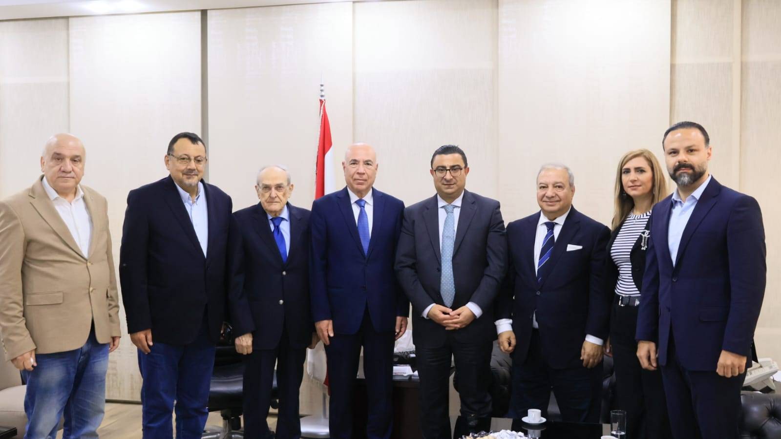 القاضي الحاج أمام وفد نقابة الصحافة: القرار الوطني يجب أن يكون لصالح الدولة