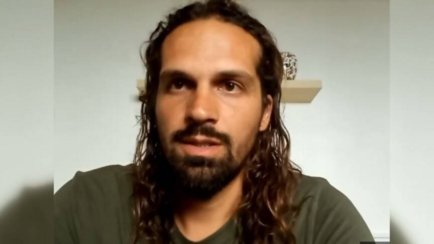 "كسروا أضلعي وأهانوا الناشطين".. شهادة من أحد أفراد "أسطول الصمود"!