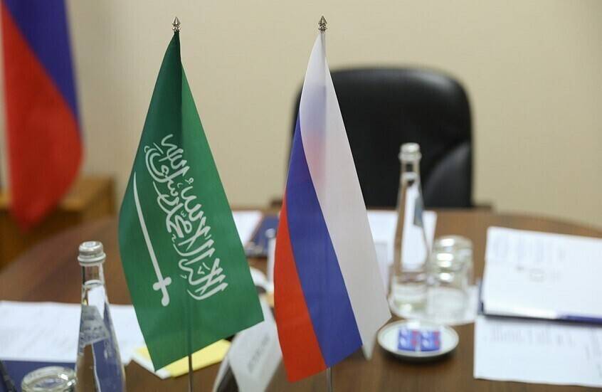 السعودية وروسيا تصادقان على 30 اتفاقية في منتدى بطرسبورغ
