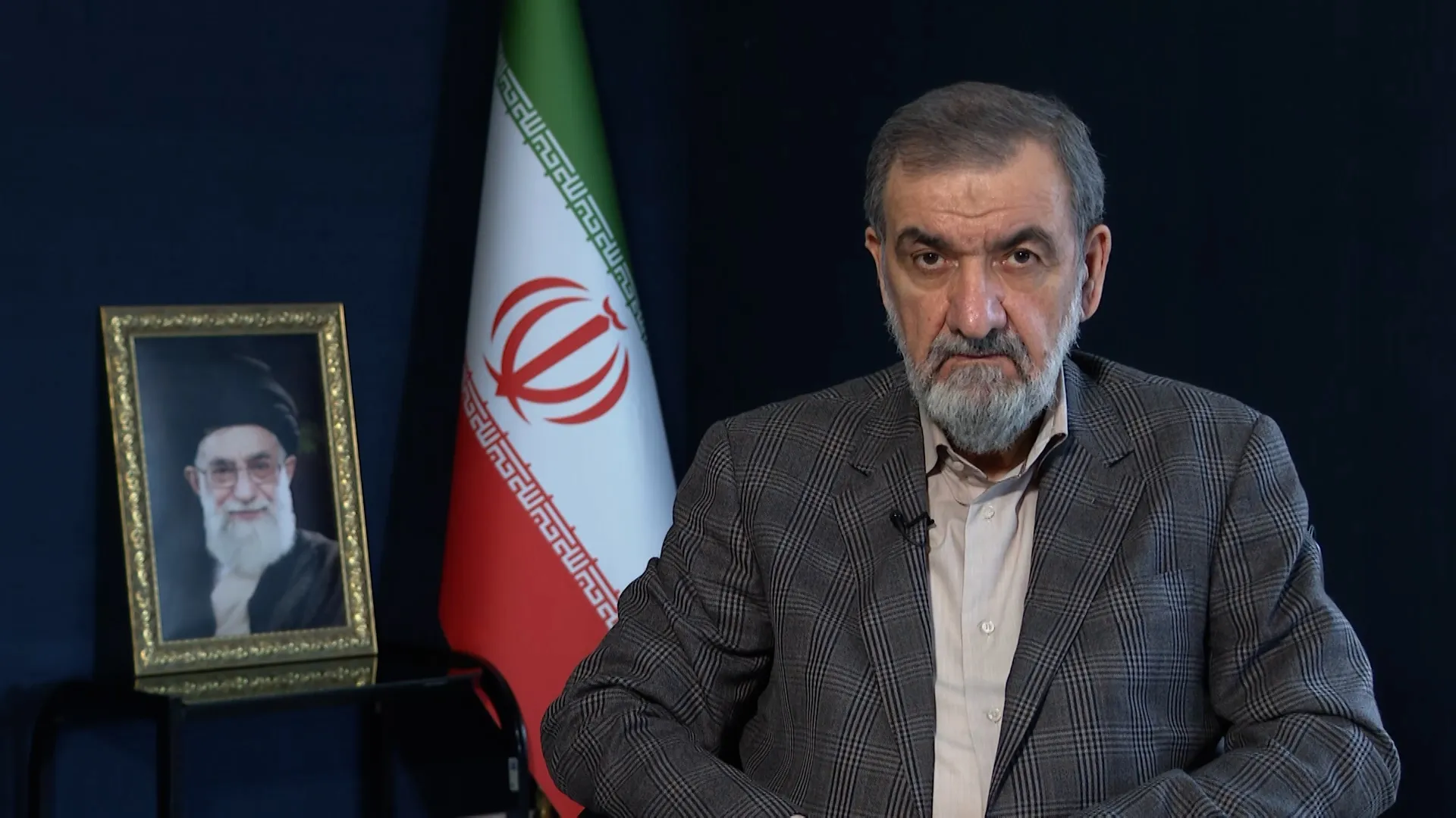 رضائي: مسودة التفاهم مع واشنطن تحتوي أموراً غامضة تستدعي التوضيح