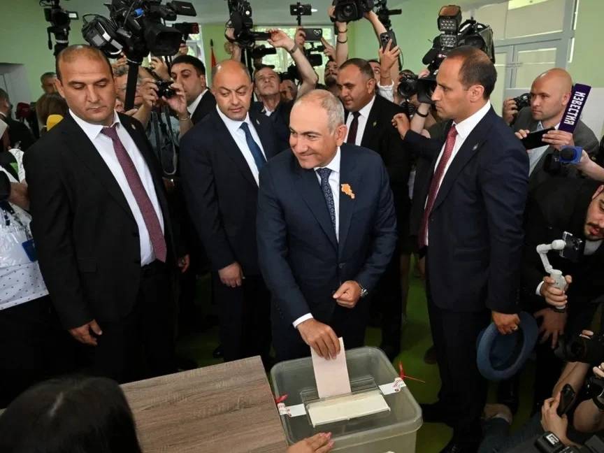 رئيس الوزراء الأرميني يعلن فوز حزبه في الانتخابات البرلمانية