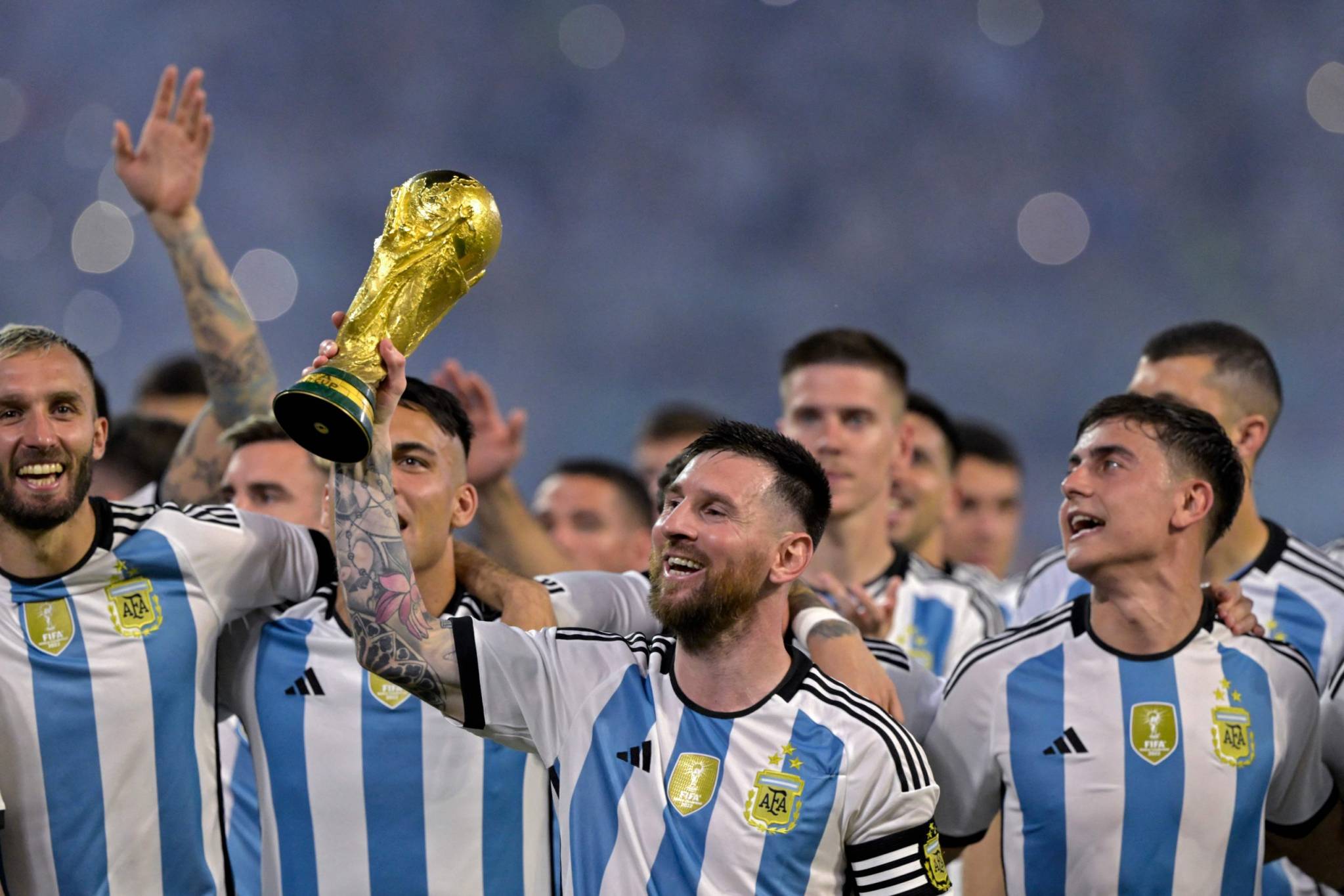 ميسي يطارد المجد للمرة السادسة في كأس العالم