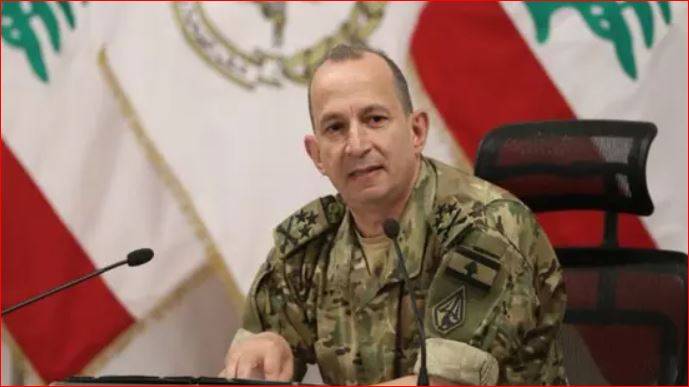 قائد الجيش هيكل زار باكستان بدعوة من زملائه!