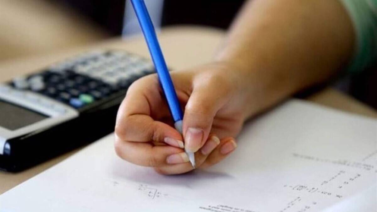 قانون إلغاء الامتحانات الرسمية لا يكفي