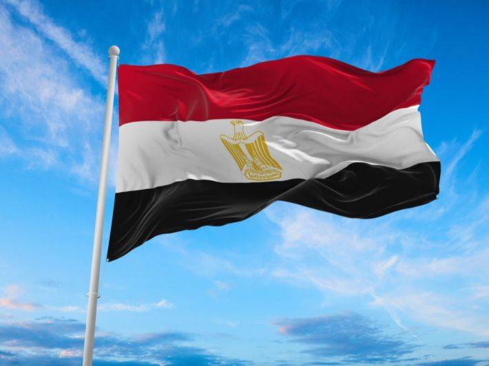 مصر تدعو واشنطن وطهران إلى اغتنام فرصة إنهاء الحرب