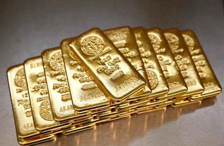 الذهب يتعافى من أدنى مستوياته في 6 أشهر