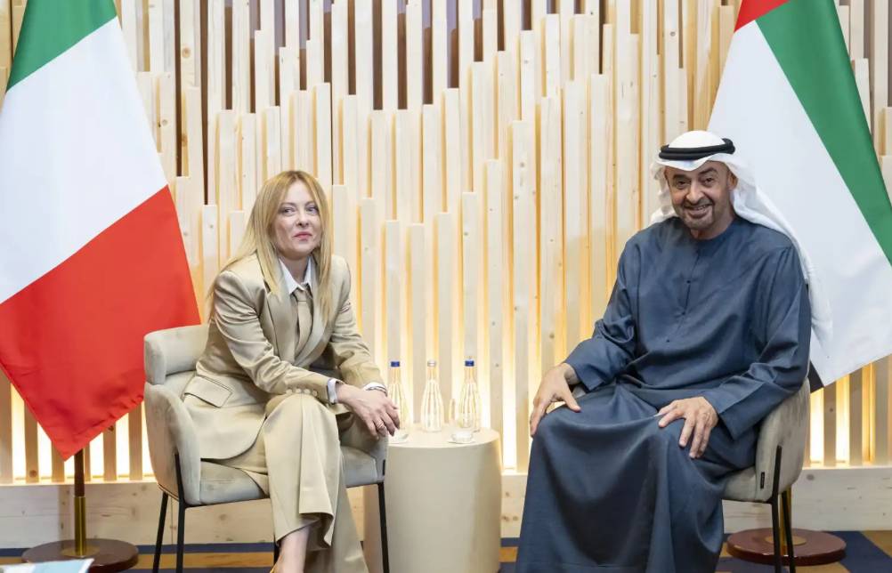 بن زايد يلتقي قادة أوروبيين وآسيويين في قمة السبع