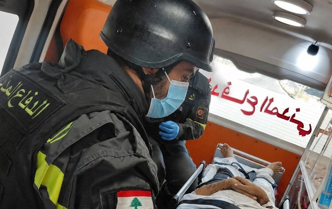 الدفاع المدني: إجلاء 47 مواطناً ونقل شهداء وجرحى في النبطية