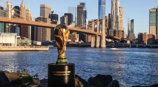من سذاجة ألميرون إلى غضب كايسيدو.. 3 قوانين جديدة طبقت في كأس العالم