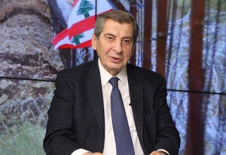 الفرزلي لـ"الديار": لا مخاوف على الوضع الداخلي
حديث ترامب عن دور سوري في لبنان رسالة لنتنياهو