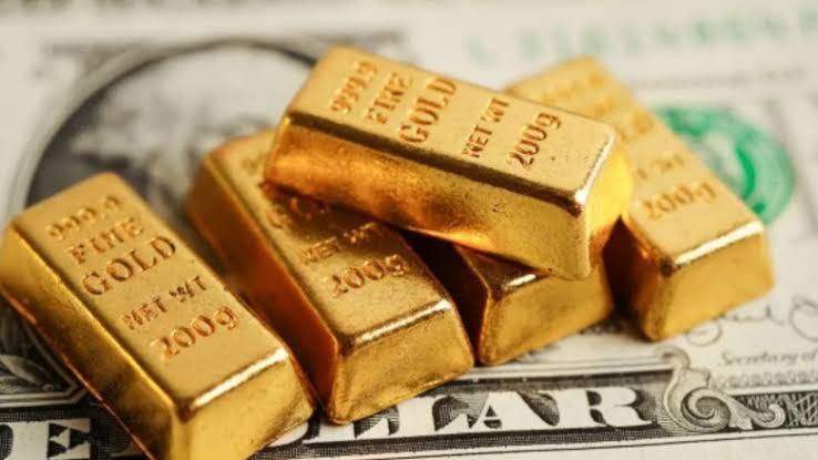 الذهب تحت ضغط الدولار… وتراجع مستمر للأسبوع الثالث