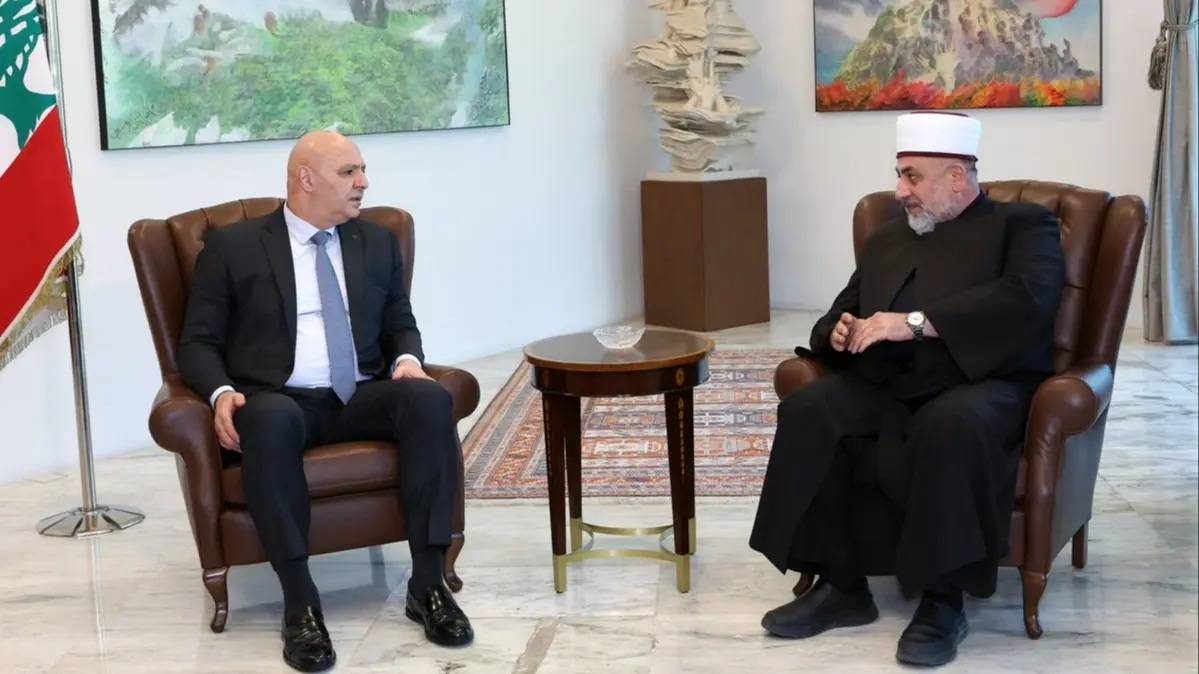 عون يبحث مع الشيخ قدور وشؤون الطائفة