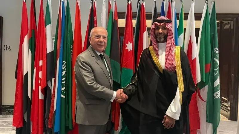 دبوسي يبحث مع اتحاد الغرف السعودية تطوير العلاقات الاقتصادية