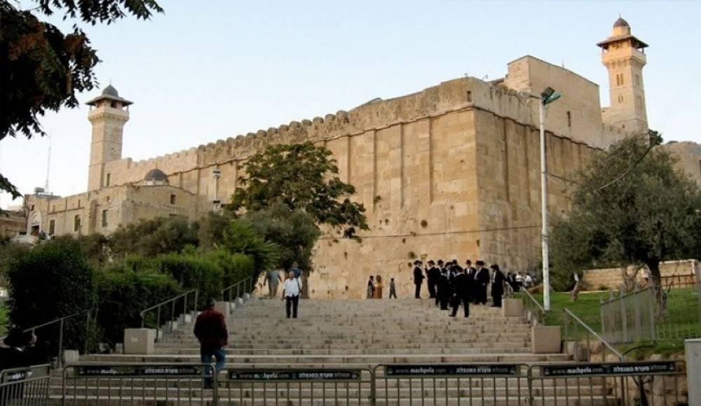وزارة الأوقاف الفلسطينية: اعتداء جديد يستهدف المسجد الإبراهيمي