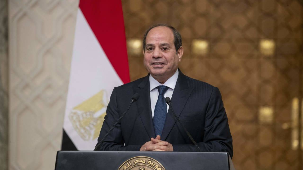 السيسي يؤكد التزام مصر بدعم اللاجئين ويدعو لزيادة المساندة الدولية
