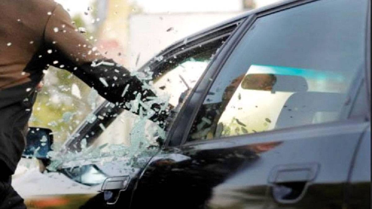 انكشاف عملية سرقة سيارة في زوق مكايل وتوقيف أحد المنفذين