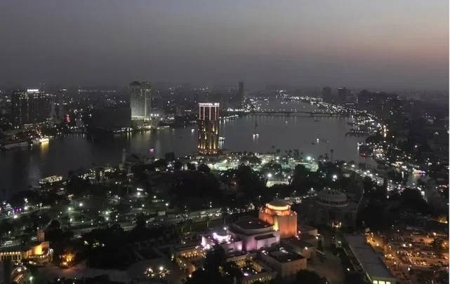 مصر تدرج 4 شركات حكومية ضمن برنامج الطروحات والخصخصة
