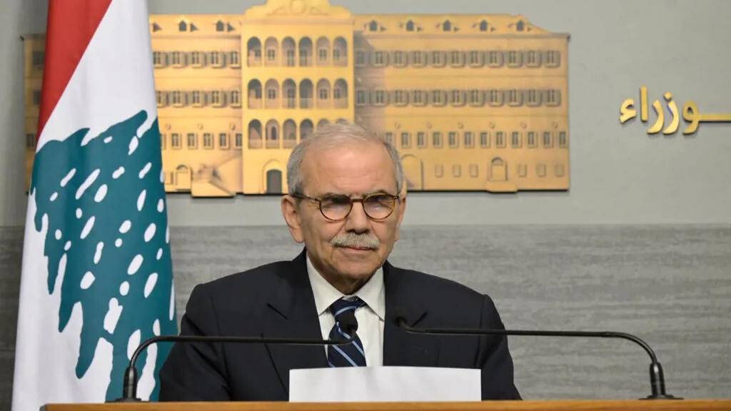 سلام يشكر بن زايد: قرار السماح للإماراتيين بالسفر إلى لبنان يجدد الثقة ببلدنا
