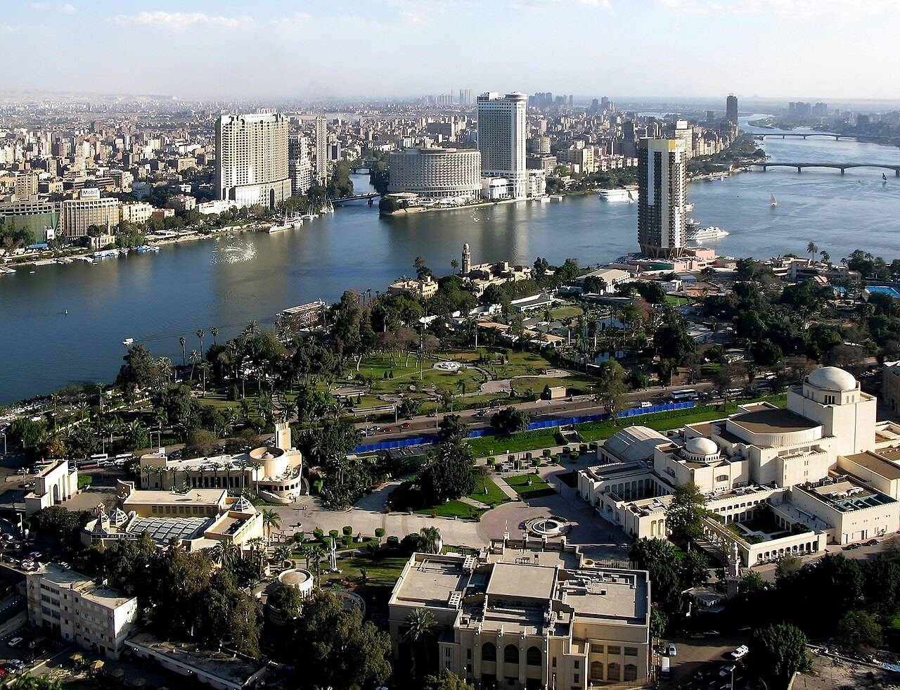 وفد من حماس يصل القاهرة لاستكمال مفاوضات المرحلة الثانية من اتفاق غزة