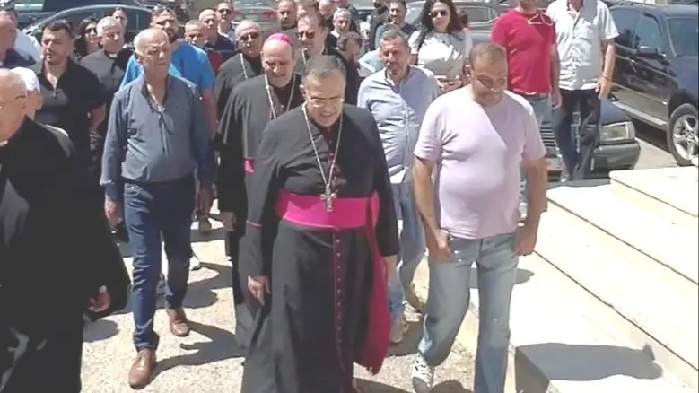كاريتاس تسير قافلة إغاثية كبرى إلى بلدات جنوبية