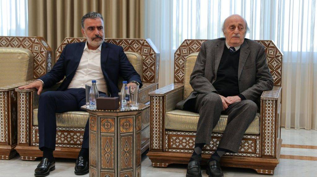 بعد استقباله الشيباني… جنبلاط: النظام البائد انتهى ومرحلة جديدة تبدأ