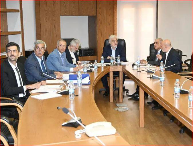 اللجنة الفرعية تناقش تحديث قانون البلديات