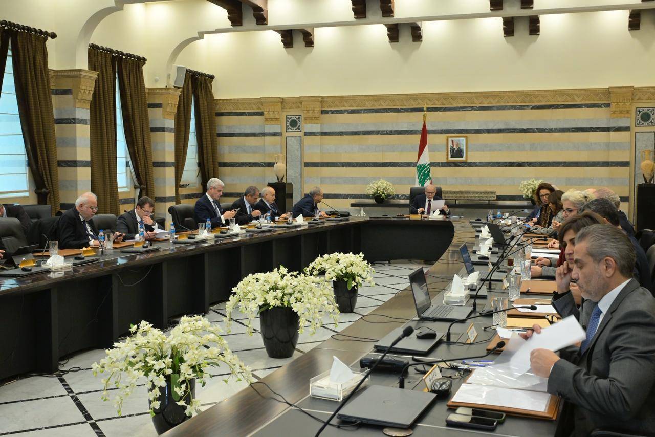 ماذا دار في جلسة الحكومة؟