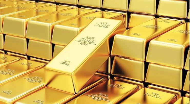 الذهب ينتعش مع ضعف بيانات الوظائف الأميركية