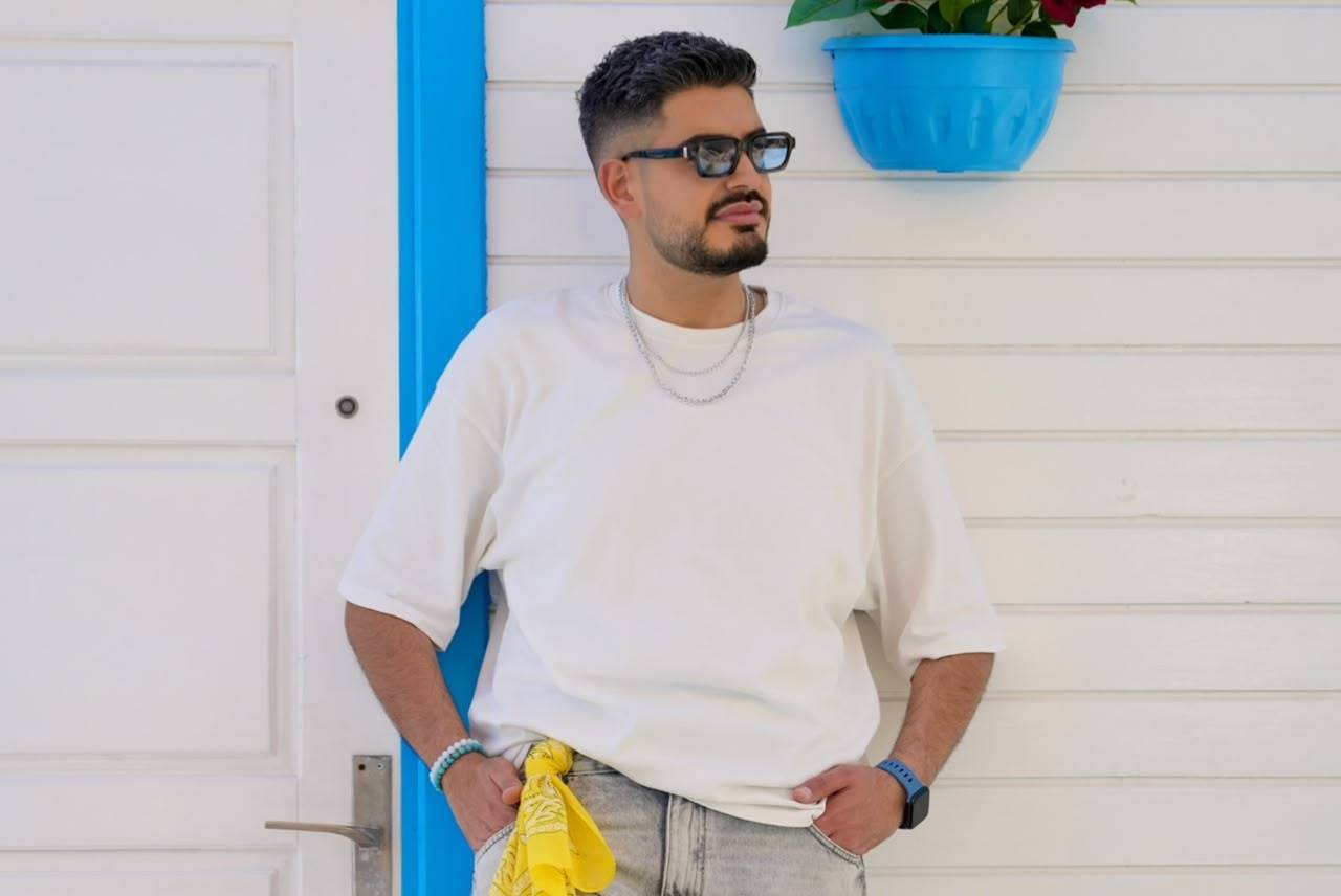رولان مهنا يحقق نجاحاً لافتاً بأغنية "Good Bye"...ويستعد لصيف حافل بالمهرجانات