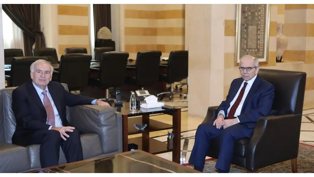 رئيس الحكومة يبحث مع أرنو في مرحلة ما بعد "اليونيفيل"