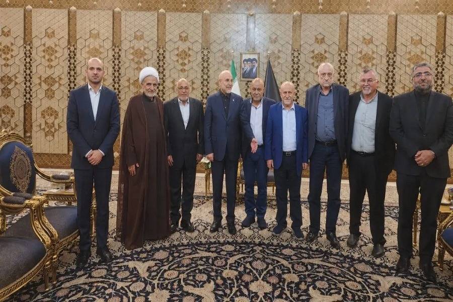 وفود لبنانية رسمية ودينية في طهران للمشاركة في مراسم وداع خامنئي