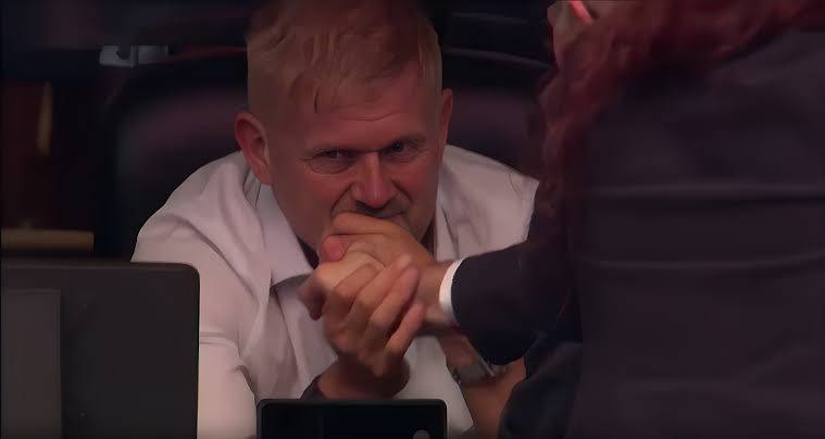 بالفيديو.. دموع والد هالاند تخطف الأنظار بعد هدف التأهل التاريخي