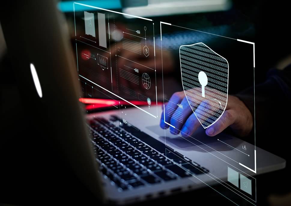الإمارات تعلن إحباط هجمات سيبرانية استهدفت القطاع المالي