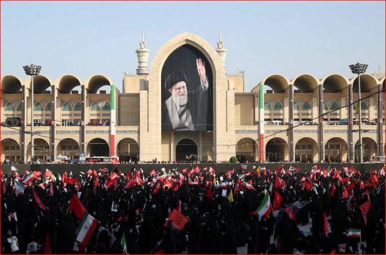 إيران تتهم واشنطن بالضغط لمنع مشاركة قادة في تشييع خامنئي