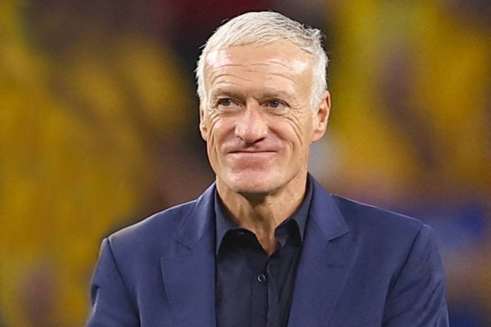 ديشامب مرشح لقيادة الأخضر السعودي