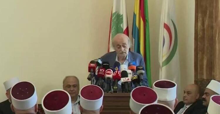جنبلاط: «إتفاق الإطار» أملته «اسرائيل»
وأطاح كلّ مقوّمات الطائف