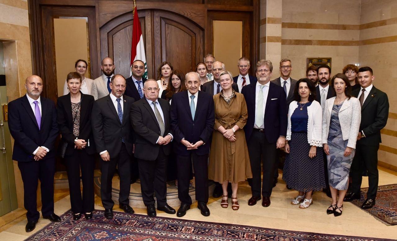 بري: المجلس النيابي بإجماع نوابه خلف
تأمين الودائع كاملة عبر قانون الفجوة الماليّة