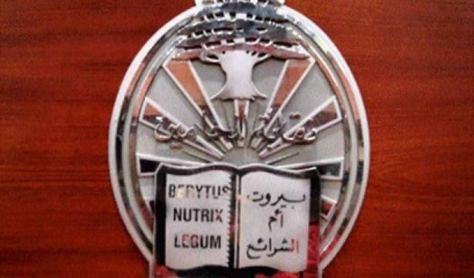 ترؤس أمين السرّ جلسة المجلس فهل يُعتبر صوته مُرجّحاً؟