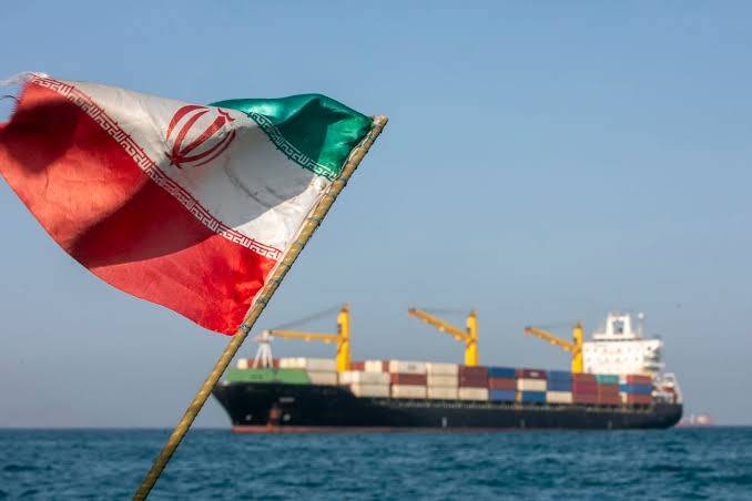إيران تبلغ الأمم المتحدة بسلطتها على أجزاء من مضيق هرمز