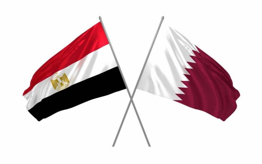 مصر وقطر تبحثان العلاقات الثنائية وتطورات المنطقة