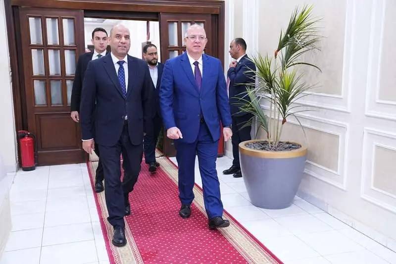 لقاء يجمع وزير العمل ونظيره المصري بالقاهرة... وتأكيد على أهمية استمرار التنسيق وتبادل الخبرات