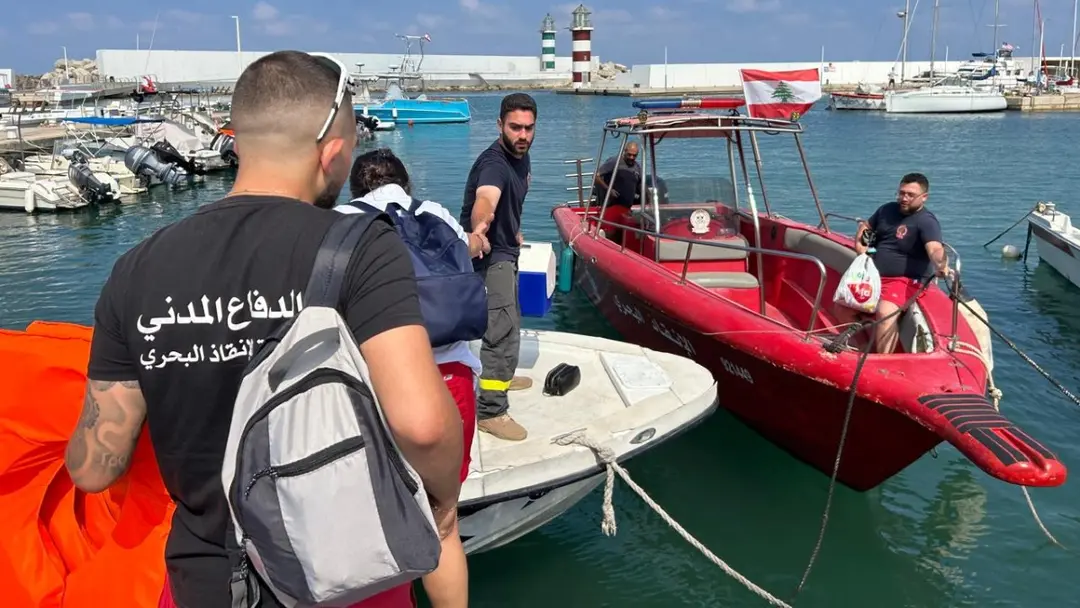 الدفاع المدني يؤمّن السلامة العامة على شاطئ طرابلس