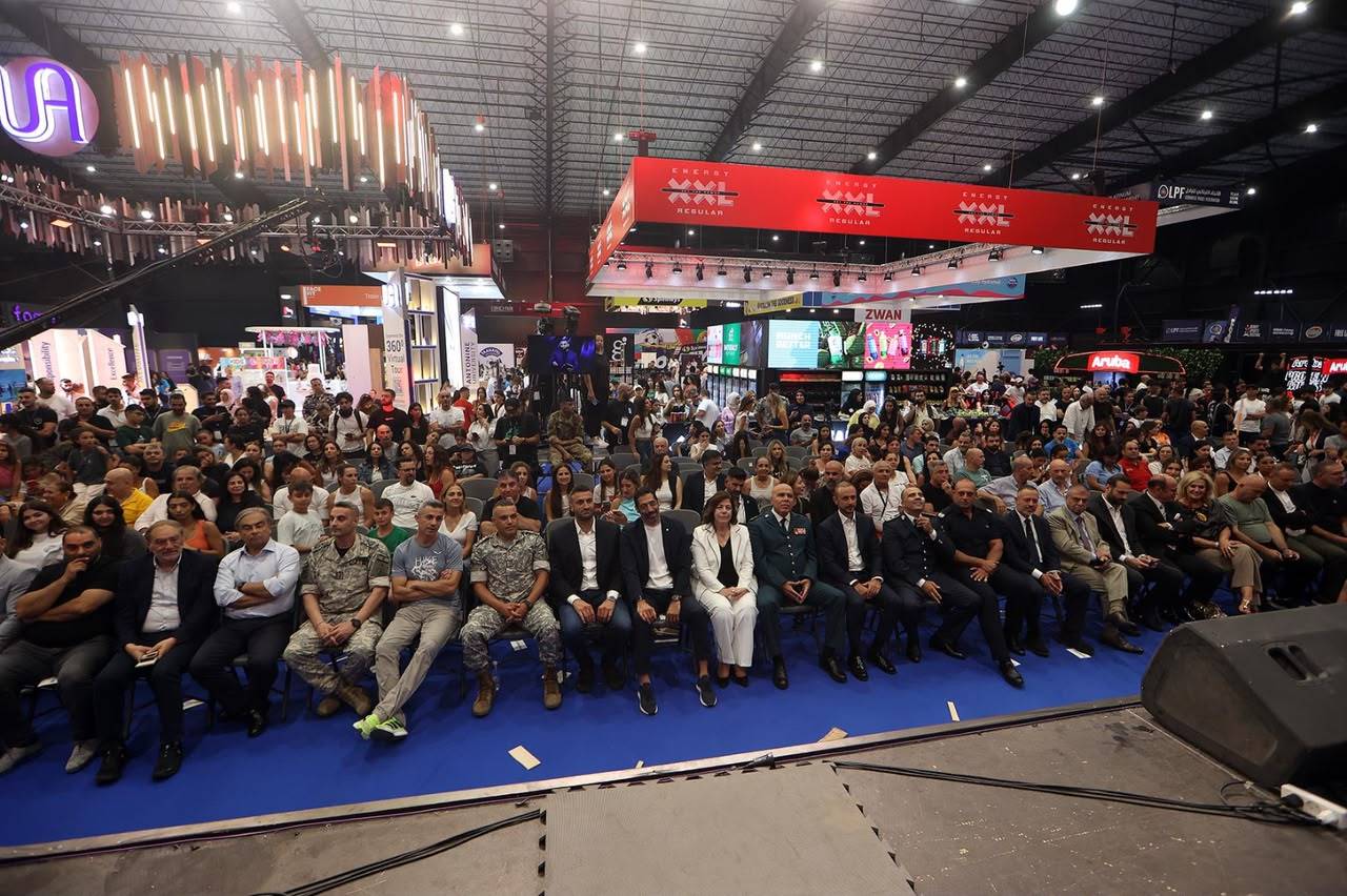 إفتتاح حاشد لـ Beirut Sports Festival
برعاية وحضور بايراقداريان وفاعليات رسمية ،عسكرية ،رياضية وشعبية