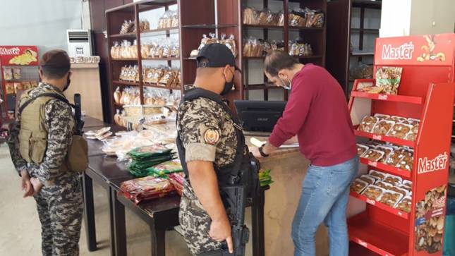 اقتصاد البقاع يضبط مخالفات في محال الدجاج ومعامل الألبان