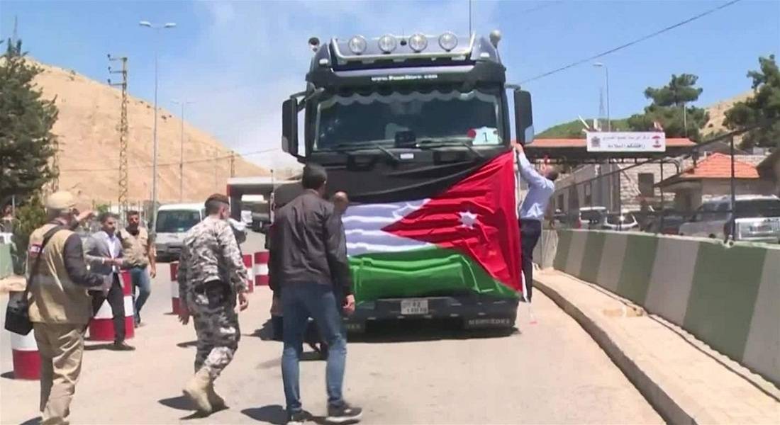الدفعة الثامنة من المساعدات الأردنية تصل إلى معبر المصنع غداً الخميس