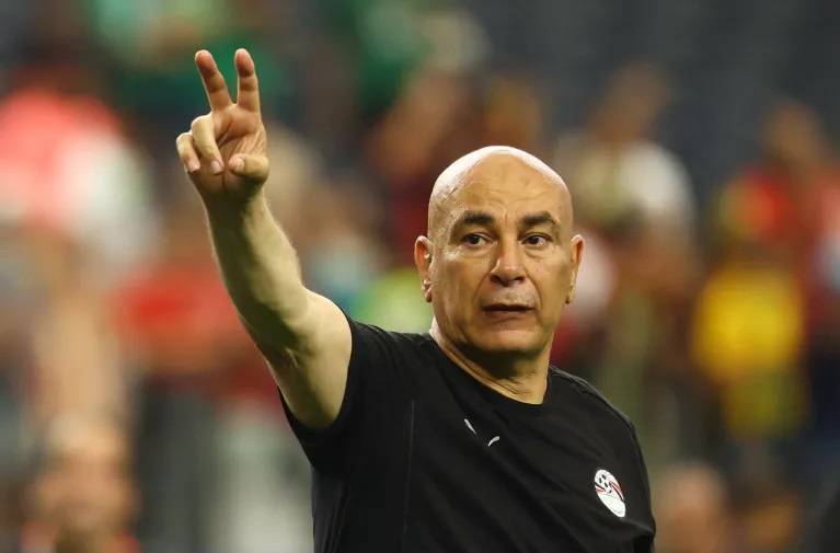 بعد اتهاماته ضد فيفا.. لماذا قد يتجنب الاتحاد الدولي معاقبة حسام حسن؟