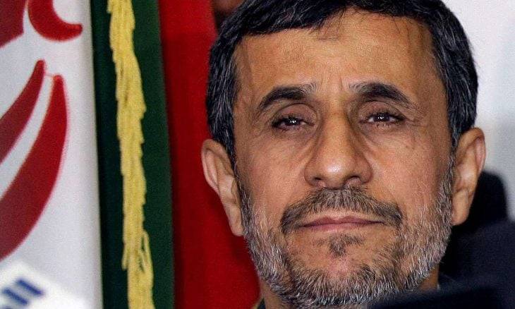نيويورك تايمز: الحرس الثوري يحتجز أحمدي نجاد بعد كشف علاقات سرية مع "إسرائيل"