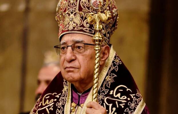 العبسي يبرق إلى أمير قطر معزياً بوفاة الأمير الوالد